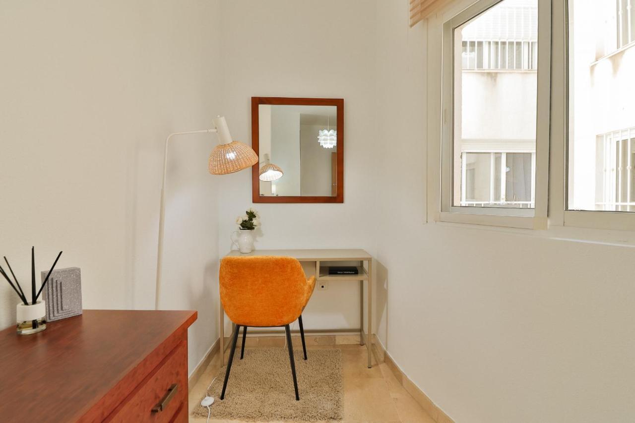 C41 - Modern & Comfy Flat City Center Малага Экстерьер фото
